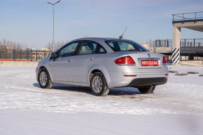 Продажа Fiat Linea I 1.4 MT (90 л.с.) 2013 Серебристый в Автодом