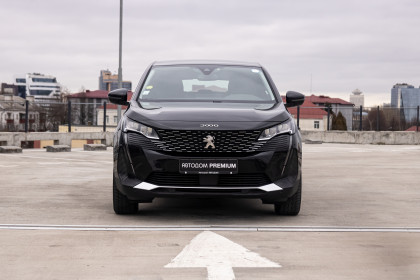 Продажа Peugeot 3008 II Рестайлинг 1.5 AT (130 л.с.) 2021 Черный в Автодом