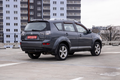 Продажа Mitsubishi Outlander II 2.4 CVT (170 л.с.) 2007 Серый в Автодом