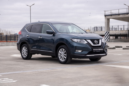 Продажа Nissan X-Trail III Рестайлинг 2.0 CVT (144 л.с.) 2018 Синий в Автодом