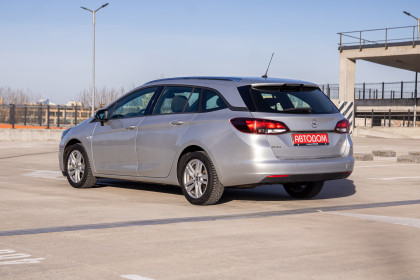 Продажа Opel Astra K Рестайлинг 1.5 MT (122 л.с.) 2020 Серый в Автодом