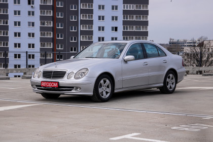 Продажа Mercedes-Benz E-Класс III (W211, S211) 270 2.7 AT (177 л.с.) 2004 Серебристый в Автодом