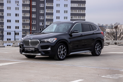 Продажа BMW X1 II (F48) Рестайлинг 28i xDrive 2.0 AT (231 л.с.) 2022 Черный в Автодом