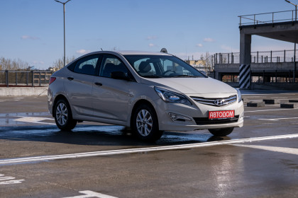 Продажа Hyundai Solaris I Рестайлинг 1.6 MT (123 л.с.) 2015 Серый в Автодом