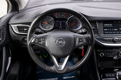 Продажа Opel Astra K Рестайлинг 1.5 MT (105 л.с.) 2021 Серый в Автодом