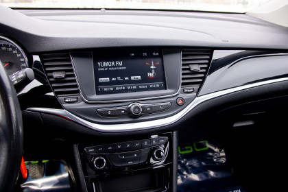 Продажа Opel Astra K Рестайлинг 1.5 MT (105 л.с.) 2021 Серый в Автодом