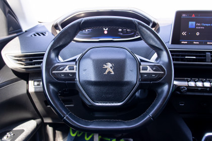 Продажа Peugeot 3008 II 1.6 MT (120 л.с.) 2017 Серый в Автодом