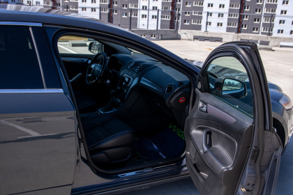 Продажа Ford Mondeo IV Рестайлинг 2.3 AT (161 л.с.) 2010 Серый в Автодом