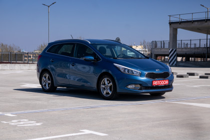 Продажа Kia Ceed II 1.6 MT (128 л.с.) 2014 Синий в Автодом
