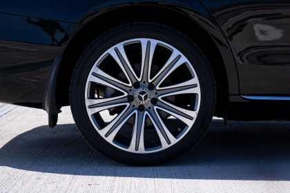 Продажа Mercedes-Benz E-Класс V (W213, S213, C238) 220 d 2.0 AT (194 л.с.) 2019 Черный в Автодом