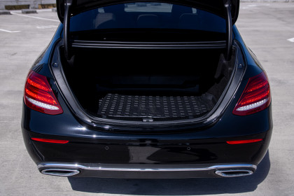 Продажа Mercedes-Benz E-Класс V (W213, S213, C238) 220 d 2.0 AT (194 л.с.) 2019 Черный в Автодом