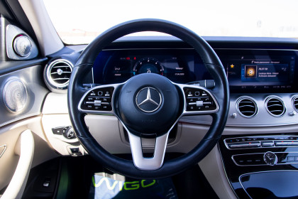 Продажа Mercedes-Benz E-Класс V (W213, S213, C238) 220 d 2.0 AT (194 л.с.) 2019 Черный в Автодом