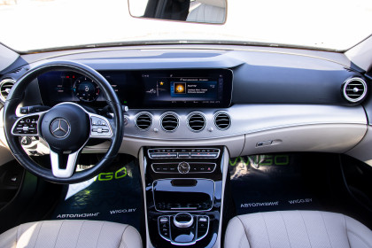 Продажа Mercedes-Benz E-Класс V (W213, S213, C238) 220 d 2.0 AT (194 л.с.) 2019 Черный в Автодом