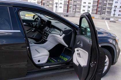 Продажа Mercedes-Benz GLA I (X156) Рестайлинг 250 2.0 AMT (211 л.с.) 2017 Черный в Автодом