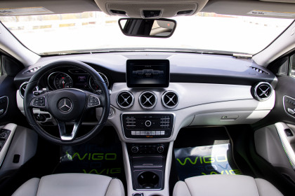 Продажа Mercedes-Benz GLA I (X156) Рестайлинг 250 2.0 AMT (211 л.с.) 2017 Черный в Автодом