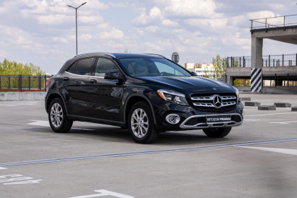 Продажа Mercedes-Benz GLA I (X156) Рестайлинг 250 2.0 AMT (211 л.с.) 2017 Черный в Автодом