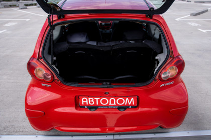 Продажа Toyota Aygo I 1.0 MT (67 л.с.) 2007 Красный в Автодом