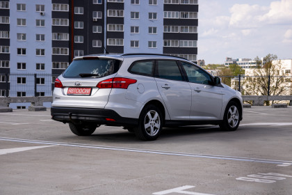 Продажа Ford Focus III Рестайлинг 1.5 AMT (120 л.с.) 2017 Серебристый в Автодом
