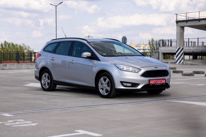 Продажа Ford Focus III Рестайлинг 1.5 AMT (120 л.с.) 2017 Серебристый в Автодом