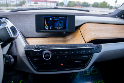 Продажа BMW i3 I (I01) Рестайлинг REX 94Ah S 0.6 AT (184 л.с.) 2018 Синий в Автодом