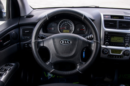 Продажа Kia Sportage II Рестайлинг 2.0 MT (141 л.с.) 2010 Черный в Автодом