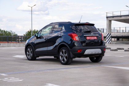 Продажа Opel Mokka I 1.8 AT (140 л.с.) 2014 Черный в Автодом