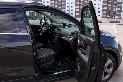 Продажа Opel Mokka I 1.8 AT (140 л.с.) 2014 Черный в Автодом