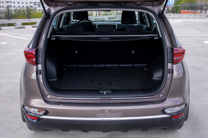 Продажа Kia Sportage IV Рестайлинг 2.0 AT (150 л.с.) 2019 Коричневый в Автодом