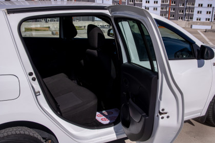 Продажа Renault Sandero II Рестайлинг 1.6 MT (82 л.с.) 2019 Белый в Автодом