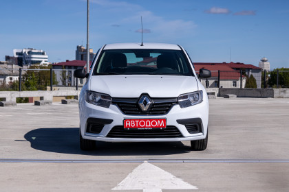 Продажа Renault Sandero II Рестайлинг 1.6 MT (82 л.с.) 2018 Белый в Автодом
