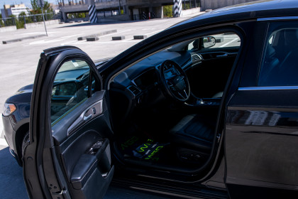 Продажа Ford Fusion (North America) II Рестайлинг 1.5 AT (184 л.с.) 2016 Черный в Автодом