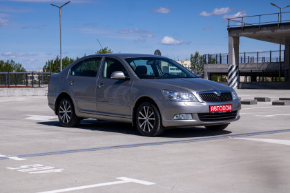 Продажа Skoda Octavia II (A5) Рестайлинг 1.9 AMT (105 л.с.) 2009 Белый в Автодом