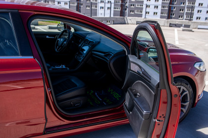 Продажа Ford Fusion (North America) II Рестайлинг 1.5 AT (184 л.с.) 2018 Красный в Автодом