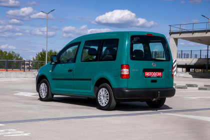 Продажа Volkswagen Caddy III Рестайлинг 1.6 MT (75 л.с.) 2015 Зеленый в Автодом