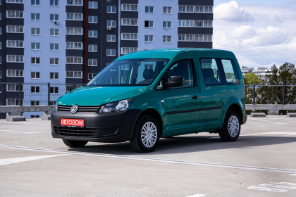 Купить Volkswagen Caddy III Рестайлинг 1.6 MT (75 л.с.) 2015 Зеленый в Автодом Продажа Volkswagen Caddy III Рестайлинг 1.6 MT (75 л.с.) 2015 Зеленый в Автодом