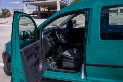 Продажа Volkswagen Caddy III Рестайлинг 1.6 MT (75 л.с.) 2015 Зеленый в Автодом
