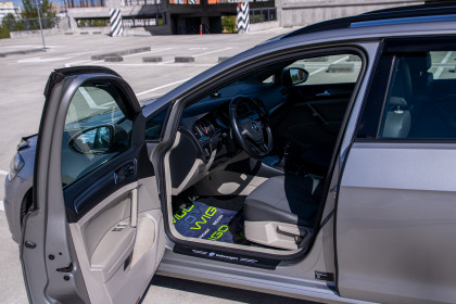 Продажа Volkswagen Golf VII Рестайлинг 1.6 MT (115 л.с.) 2018 Серый в Автодом