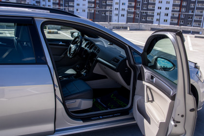 Продажа Volkswagen Golf VII Рестайлинг 1.6 MT (115 л.с.) 2018 Серый в Автодом
