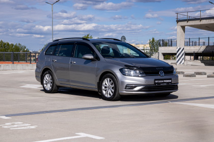 Продажа Volkswagen Golf VII Рестайлинг 1.6 MT (115 л.с.) 2018 Серый в Автодом