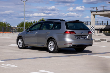 Продажа Volkswagen Golf VII Рестайлинг 1.6 MT (115 л.с.) 2018 Серый в Автодом