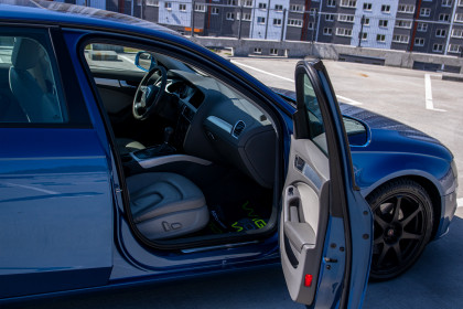 Продажа Audi A4 IV (B8) 2.0 CVT (211 л.с.) 2009 Синий в Автодом