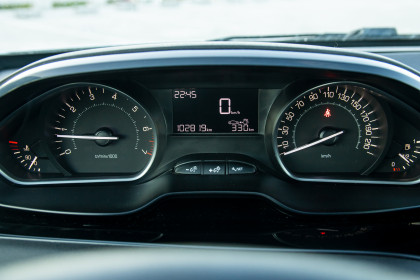 Продажа Peugeot 208 I Рестайлинг 1.0 MT (68 л.с.) 2015 Белый в Автодом