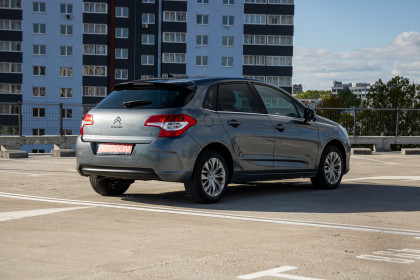 Продажа Citroen C4 II 1.6 MT (109 л.с.) 2011 Серебристый в Автодом