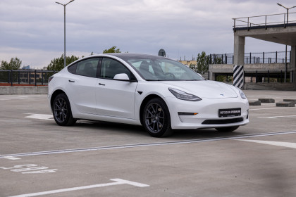 Продажа Tesla Model 3 I Long Range 0.0 AT (351 л.с.) 2022 Белый в Автодом