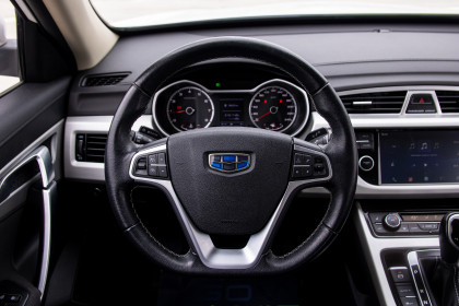 Продажа Geely Atlas I 1.8 AT (184 л.с.) 2022 Белый в Автодом