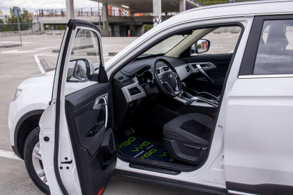 Продажа Geely Atlas I 1.8 AT (184 л.с.) 2022 Белый в Автодом