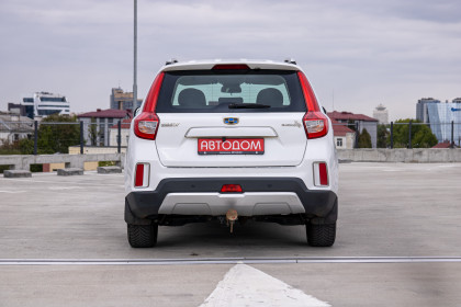 Продажа Geely Emgrand X7 I Рестайлинг 2 1.8 MT (131 л.с.) 2019 Белый в Автодом