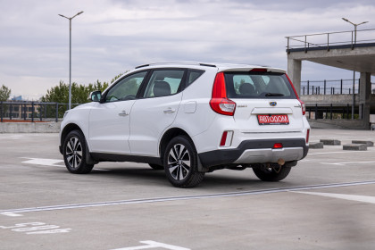 Продажа Geely Emgrand X7 I Рестайлинг 2 1.8 MT (131 л.с.) 2019 Белый в Автодом
