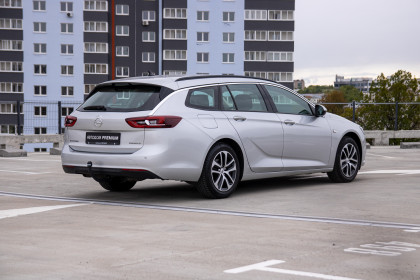 Продажа Opel Insignia II 1.6 MT (136 л.с.) 2018 Серый в Автодом