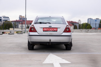 Продажа Ford Mondeo III Рестайлинг 2.0 MT (130 л.с.) 2005 Серый в Автодом